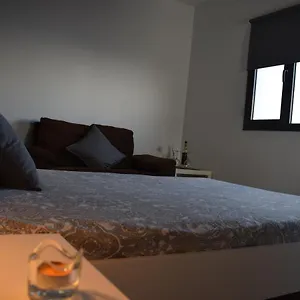 https://habitacion-yaiza.in-canary-islands.com